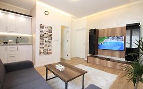 Magic Apartments